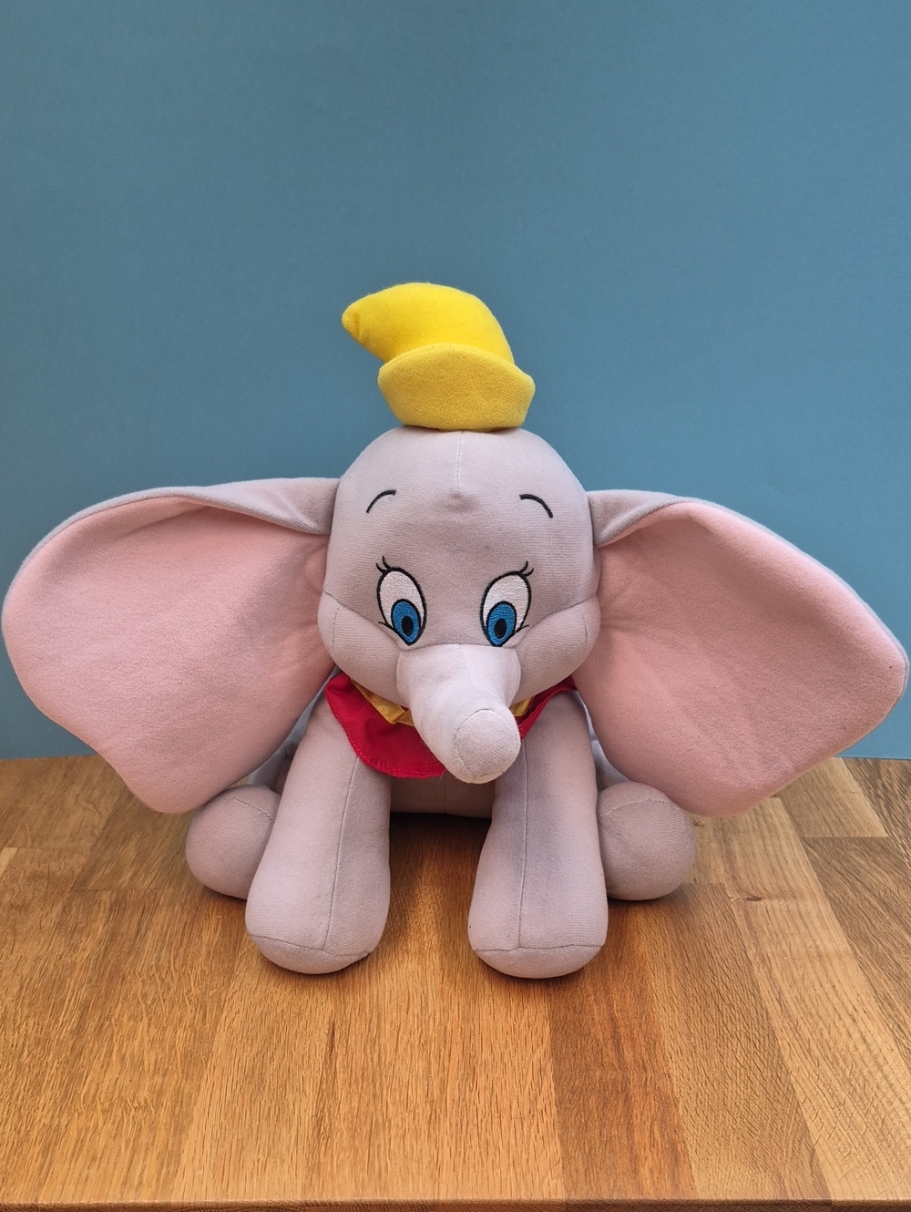 Authentic Disney Parks "Dumbo"